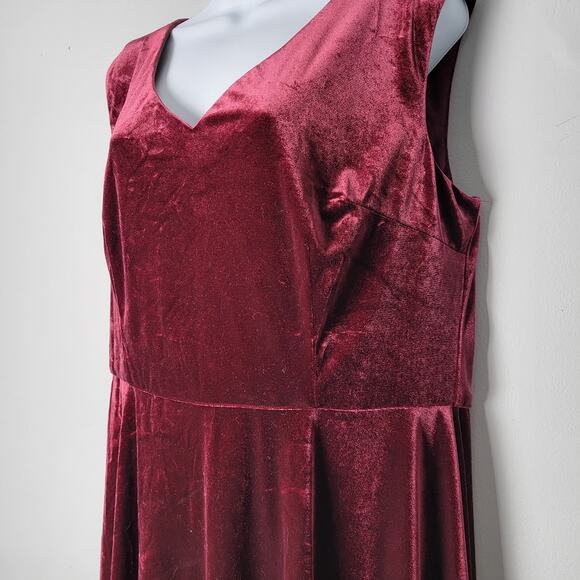 London Times Burgundy Velvet Sleeveless Midi Dress 16 Romantic Elegant Cocktail - Picture 2 of 8
